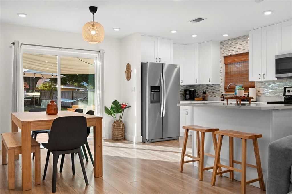 Activo con contrato: $399,000 (3 camas, 2 baños, 1173 Pies cuadrados)