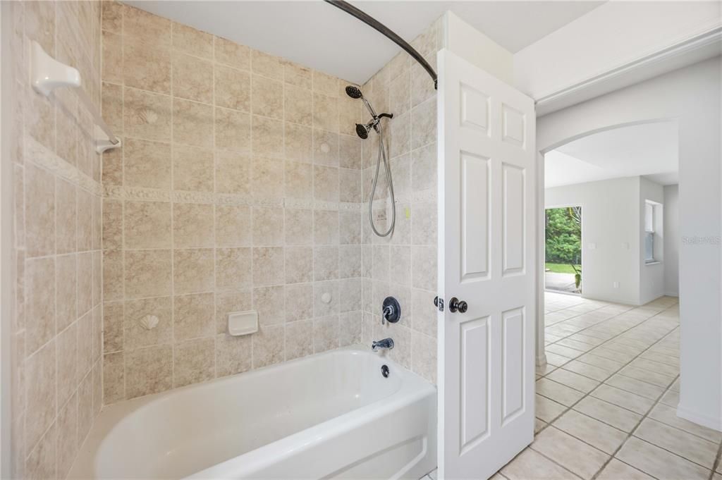 Active With Contract: $265,000 (3 beds, 2 baths, 1871 Square Feet)
