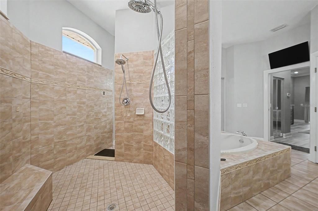 На продажу: $899,900 (5 спален, 3 ванн, 3417 Квадратных фут)