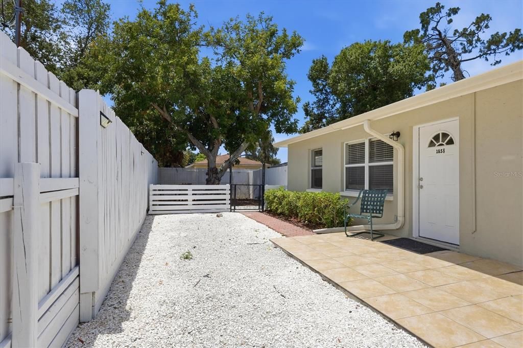 For Sale: $412,500 (8 beds, 0 baths, 1199 Square Feet)