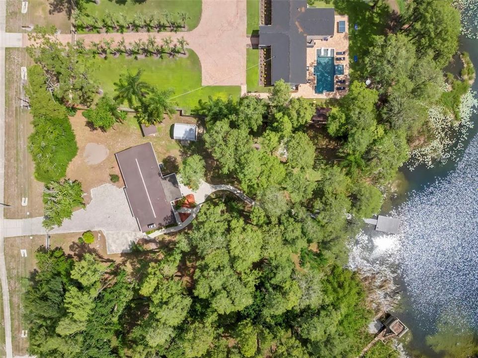 For Sale: $550,000 (2 beds, 1 baths, 1554 Square Feet)