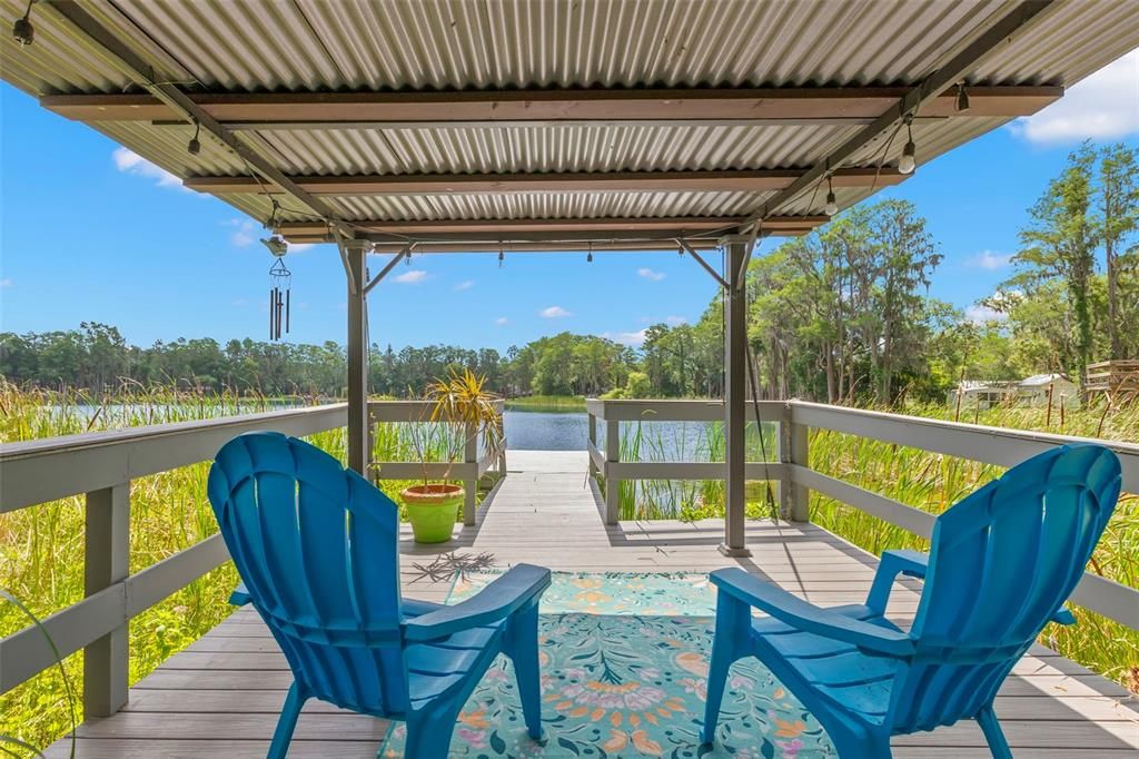 For Sale: $550,000 (2 beds, 1 baths, 1554 Square Feet)