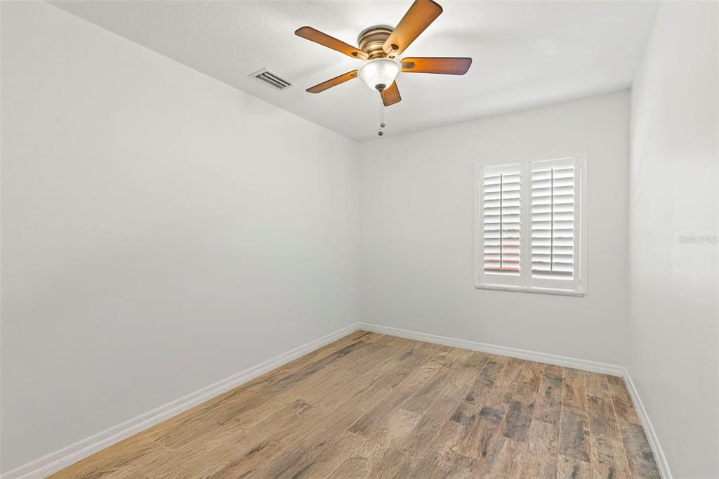 For Sale: $550,000 (2 beds, 1 baths, 1554 Square Feet)