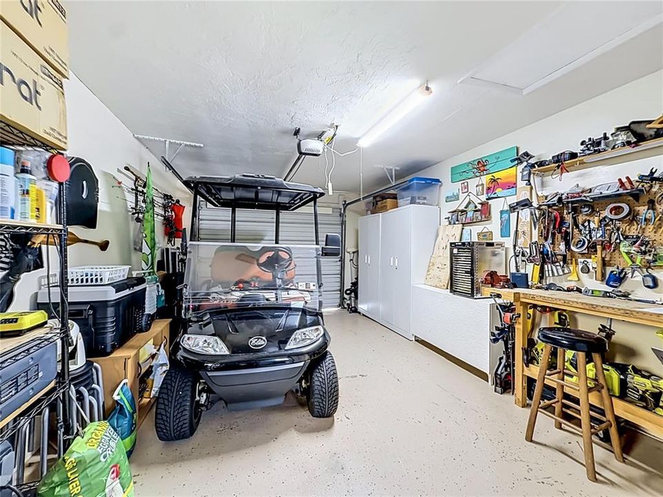 For Sale: $259,900 (2 beds, 1 baths, 816 Square Feet)