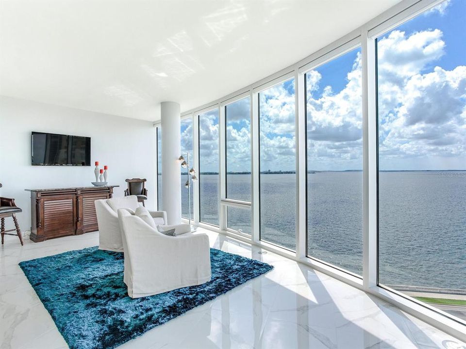 For Rent: $10,000 (3 beds, 3 baths, 3078 Square Feet)