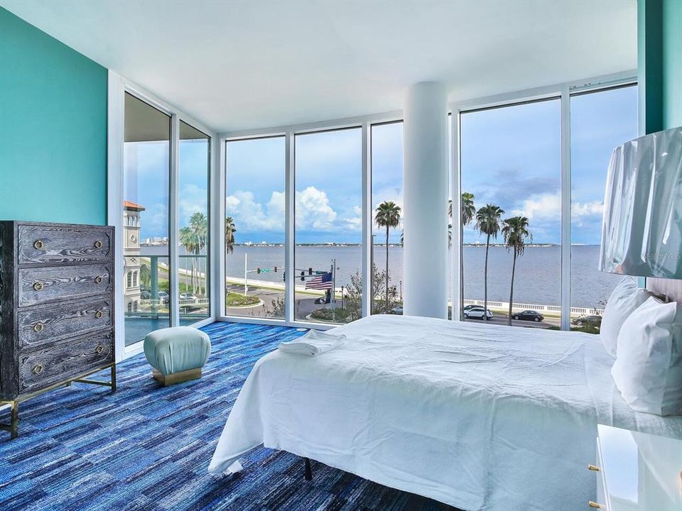 For Rent: $10,000 (3 beds, 3 baths, 3078 Square Feet)