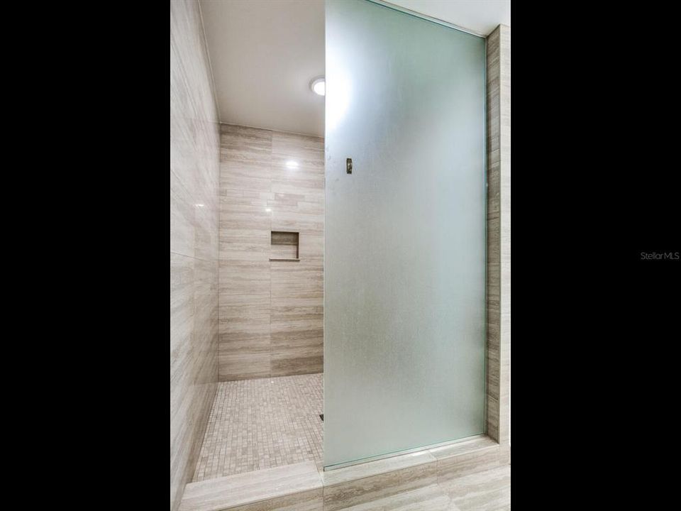 For Rent: $10,000 (3 beds, 3 baths, 3078 Square Feet)