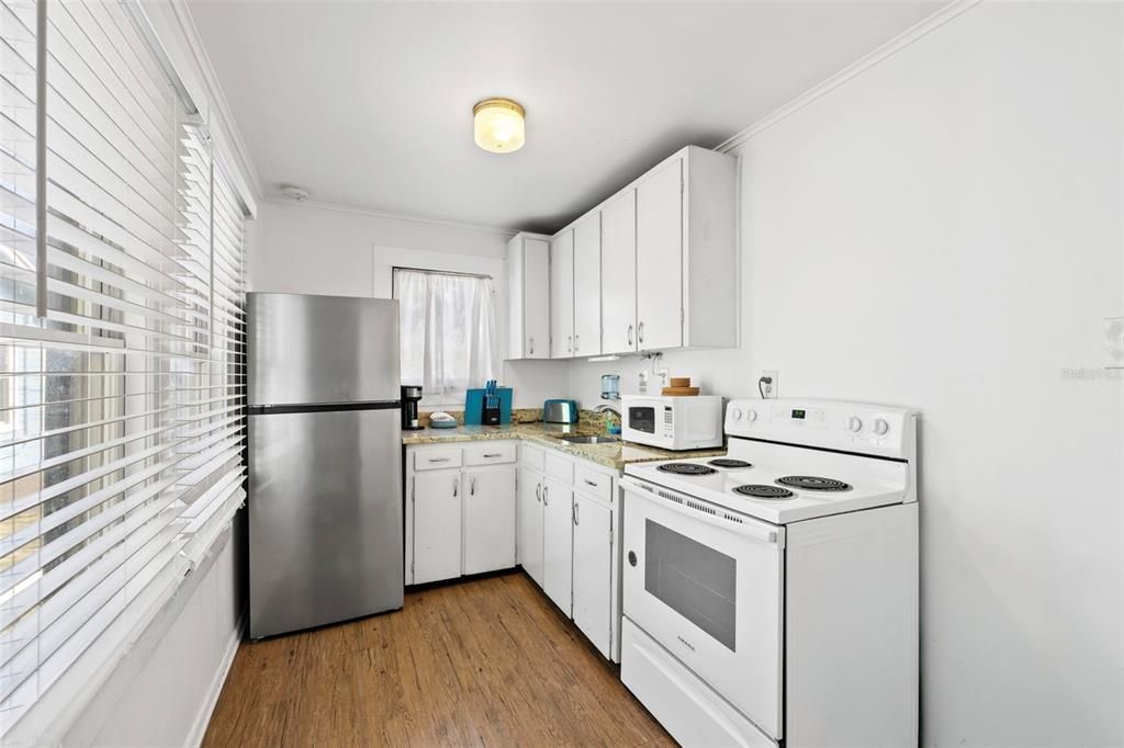 En Venta: $799,999 (6 camas, 3 baños, 2840 Pies cuadrados)