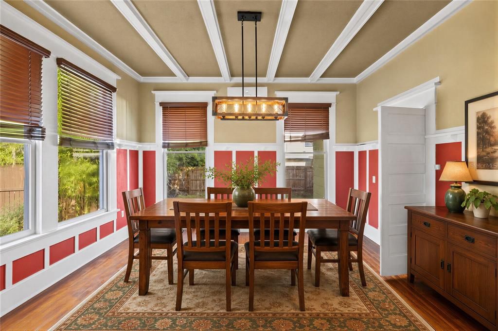 En Venta: $799,999 (6 camas, 3 baños, 2840 Pies cuadrados)