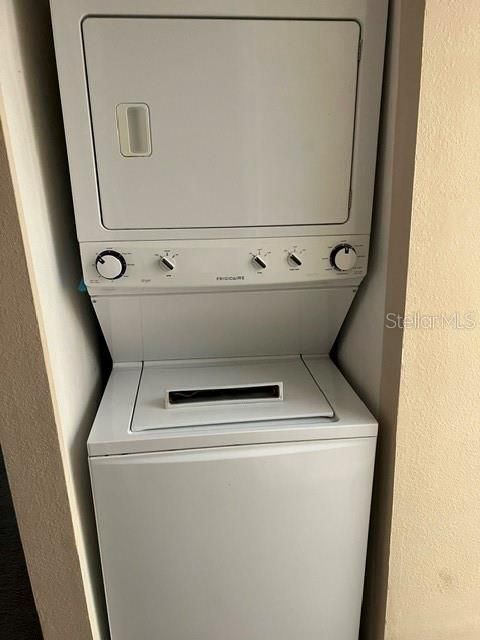 В аренду: $1,700 (2 спален, 2 ванн, 820 Квадратных фут)