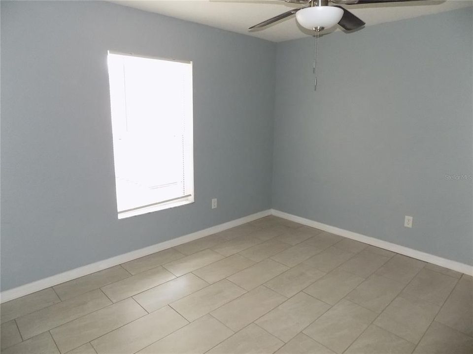 For Sale: $319,500 (3 beds, 2 baths, 1566 Square Feet)