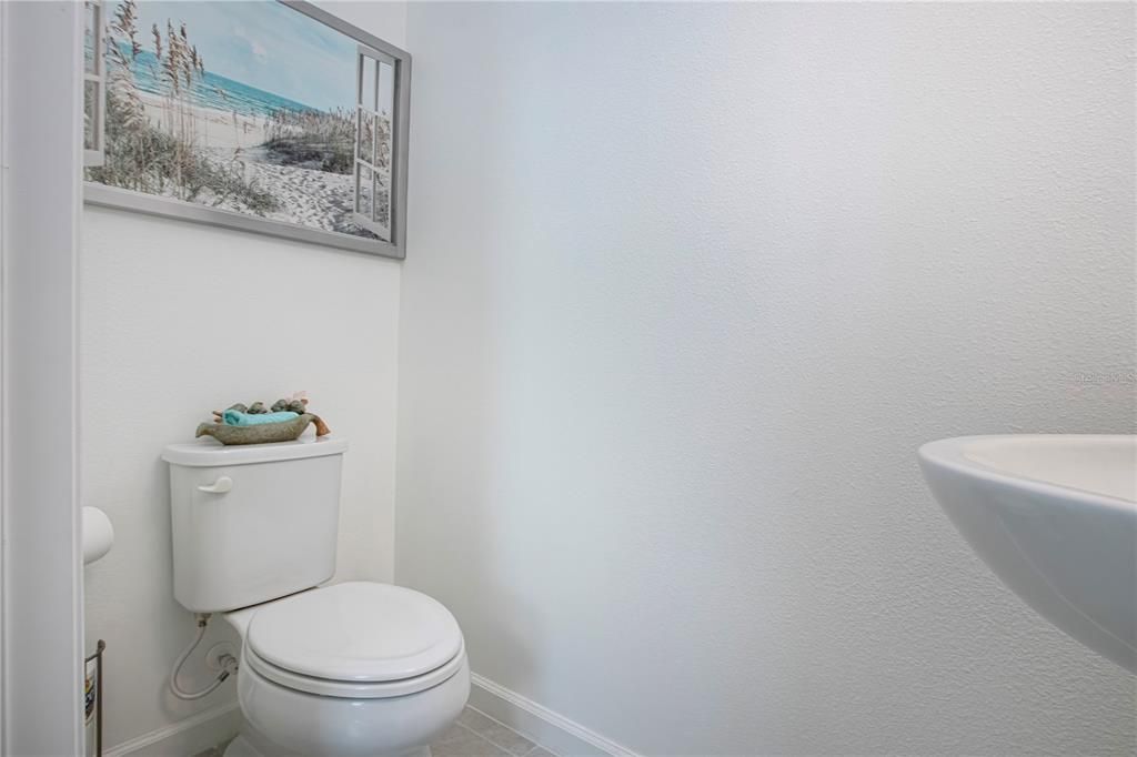 For Sale: $349,900 (3 beds, 2 baths, 1860 Square Feet)