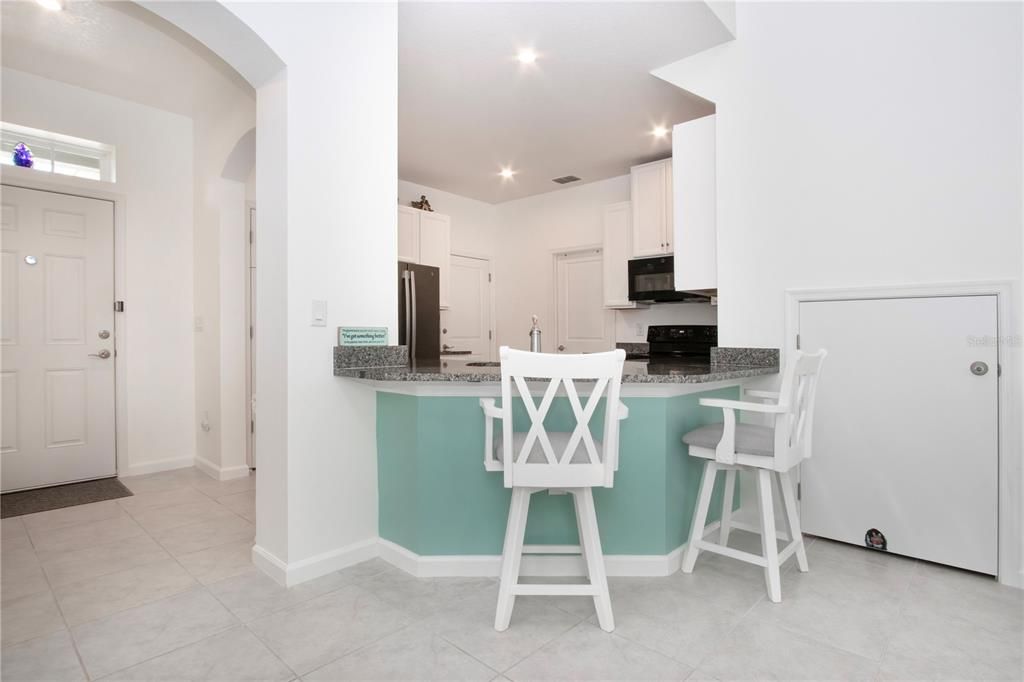 For Sale: $349,900 (3 beds, 2 baths, 1860 Square Feet)
