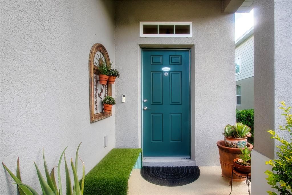 For Sale: $349,900 (3 beds, 2 baths, 1860 Square Feet)