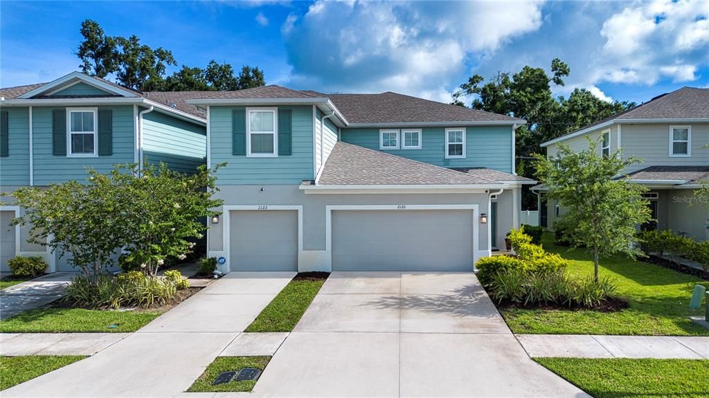 For Sale: $349,900 (3 beds, 2 baths, 1860 Square Feet)