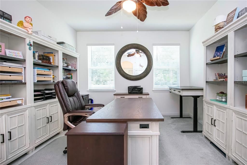 For Sale: $349,900 (3 beds, 2 baths, 1860 Square Feet)