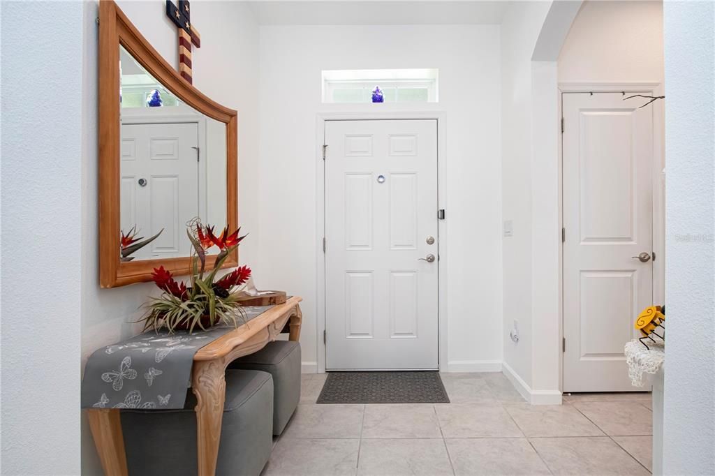 For Sale: $349,900 (3 beds, 2 baths, 1860 Square Feet)