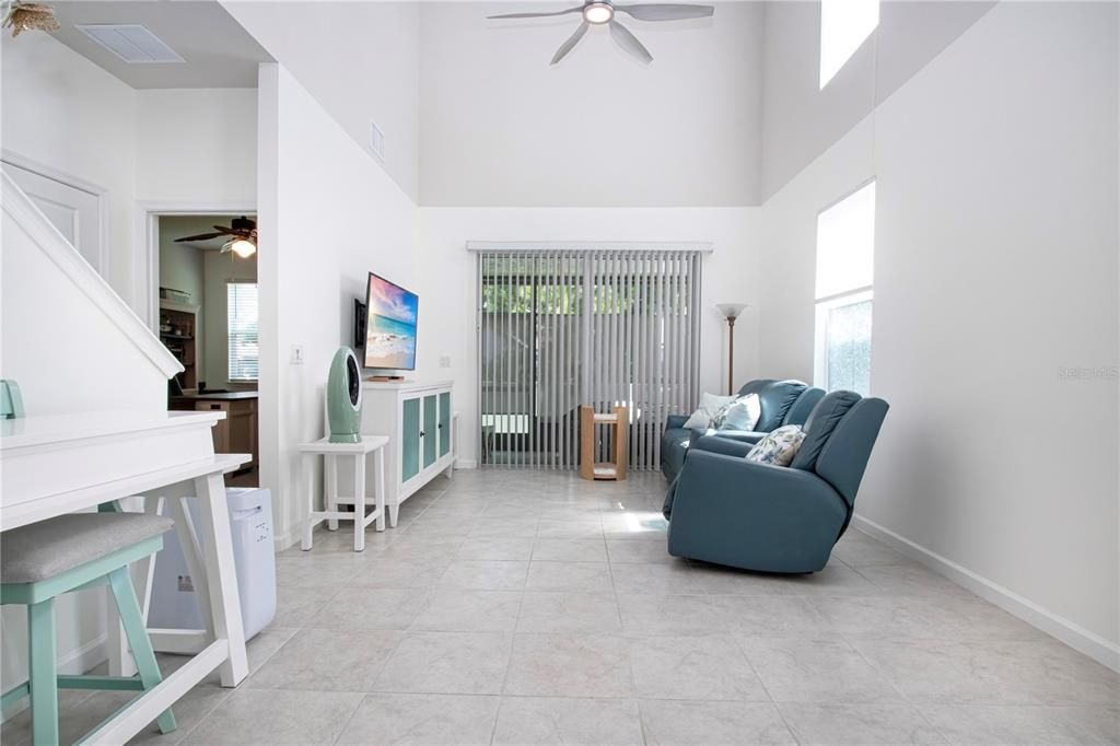 For Sale: $349,900 (3 beds, 2 baths, 1860 Square Feet)
