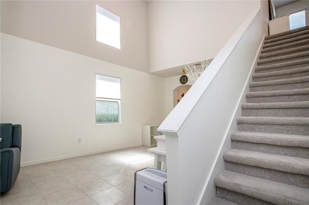 For Sale: $349,900 (3 beds, 2 baths, 1860 Square Feet)