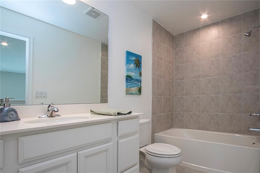 For Sale: $349,900 (3 beds, 2 baths, 1860 Square Feet)