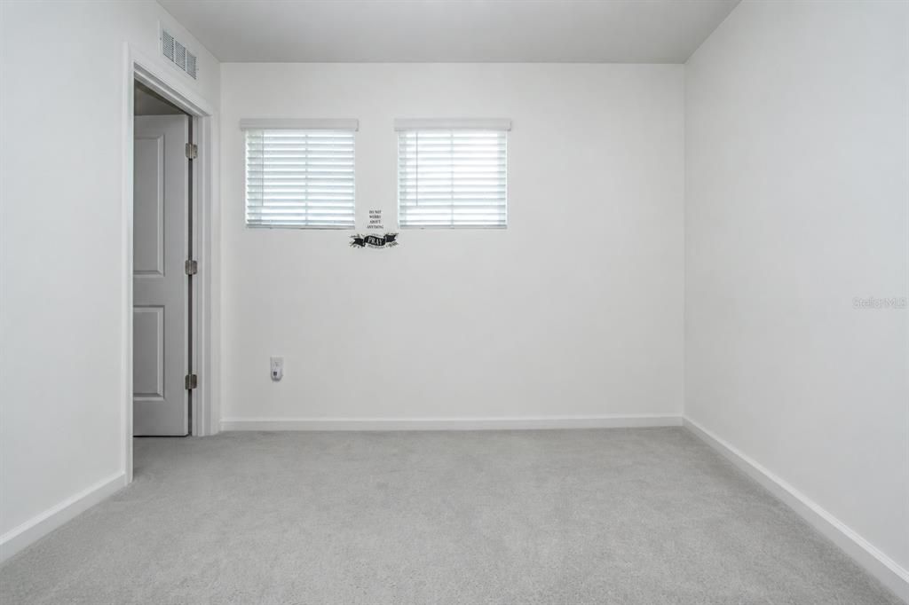 For Sale: $349,900 (3 beds, 2 baths, 1860 Square Feet)
