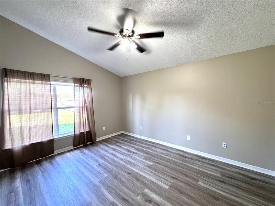В аренду: $2,199 (3 спален, 2 ванн, 1138 Квадратных фут)