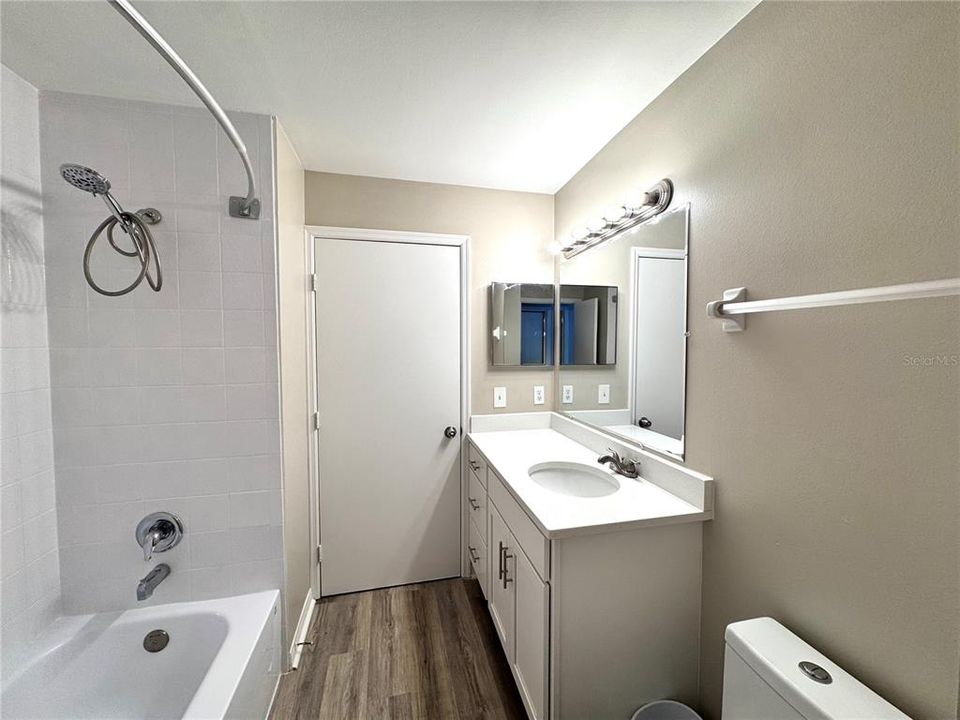 В аренду: $2,199 (3 спален, 2 ванн, 1138 Квадратных фут)