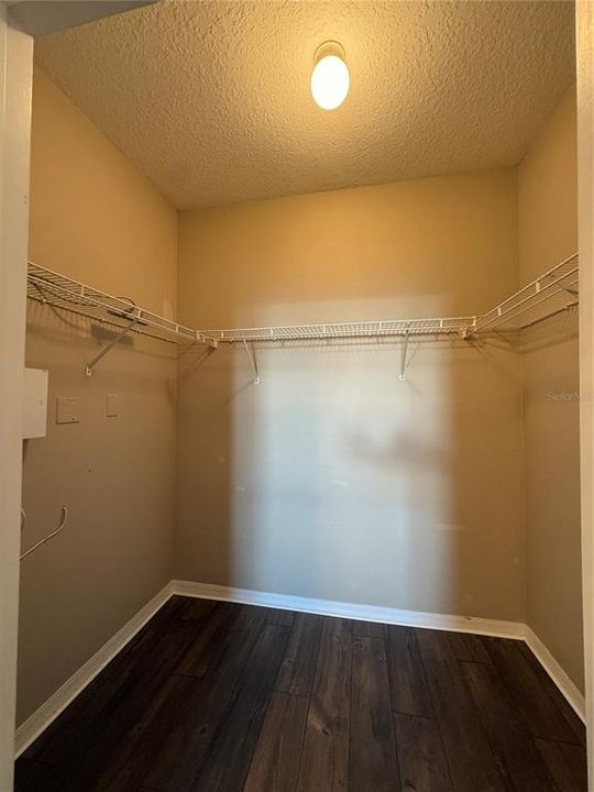 Active With Contract: $259,999 (2 beds, 2 baths, 1152 Square Feet)