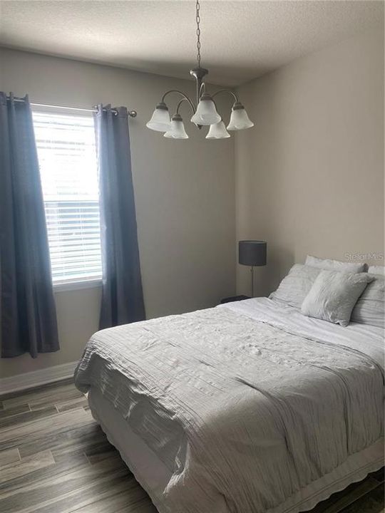 For Rent: $1,300 (1 beds, 1 baths, 600 Square Feet)