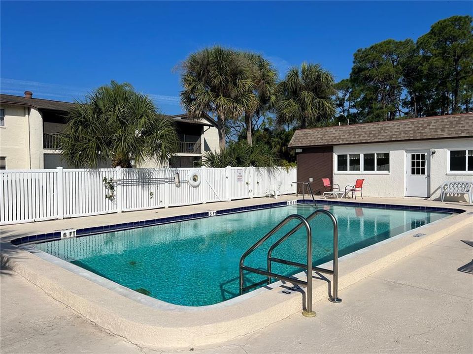 For Rent: $1,250 (1 beds, 1 baths, 594 Square Feet)