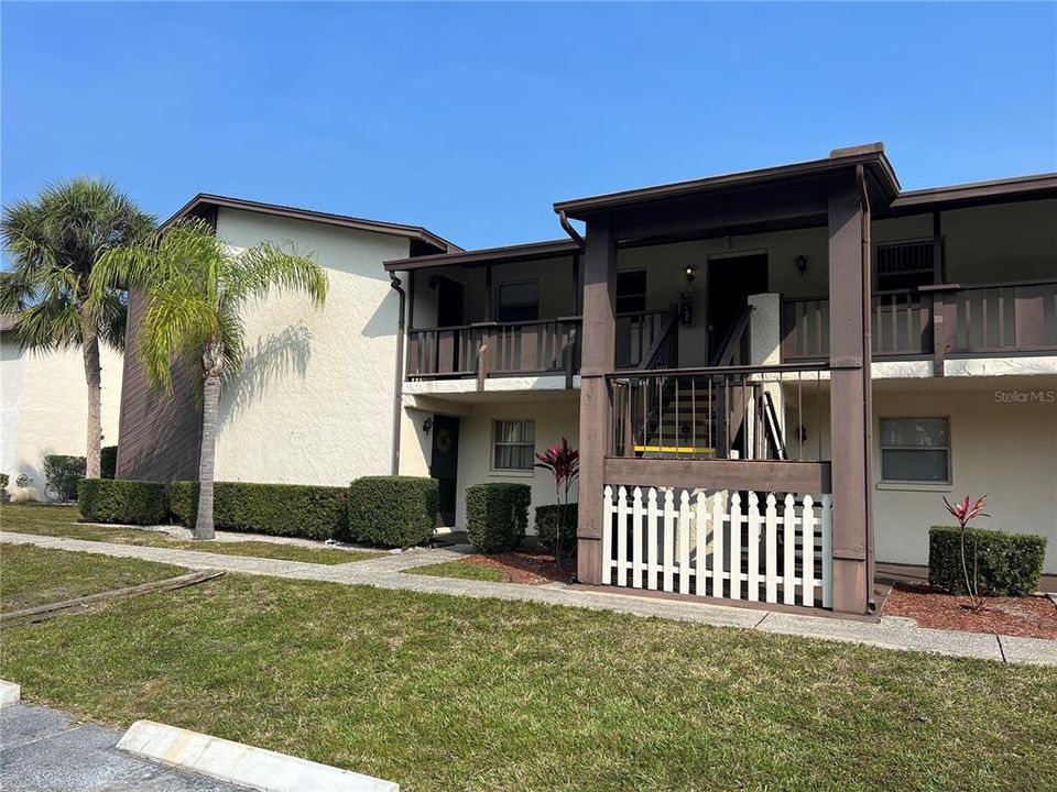 For Rent: $1,250 (1 beds, 1 baths, 594 Square Feet)
