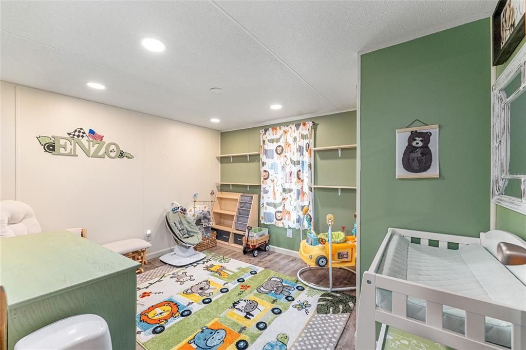 For Sale: $253,000 (3 beds, 2 baths, 1248 Square Feet)