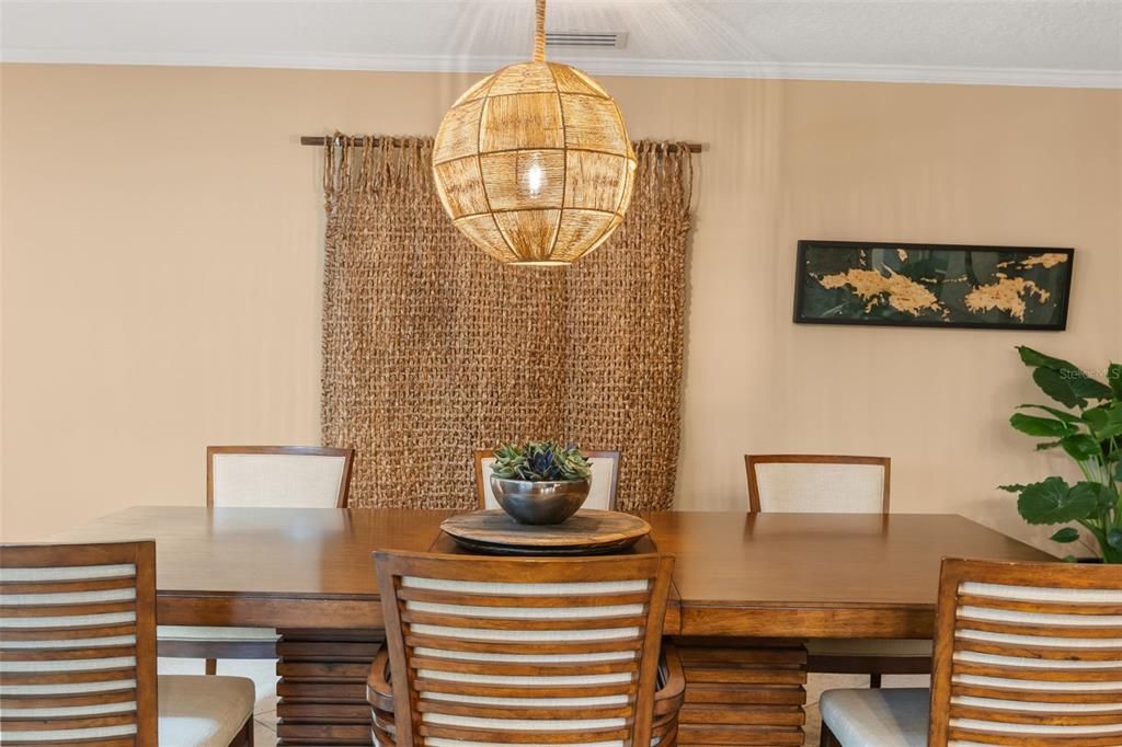 For Sale: $850,000 (4 beds, 2 baths, 1870 Square Feet)
