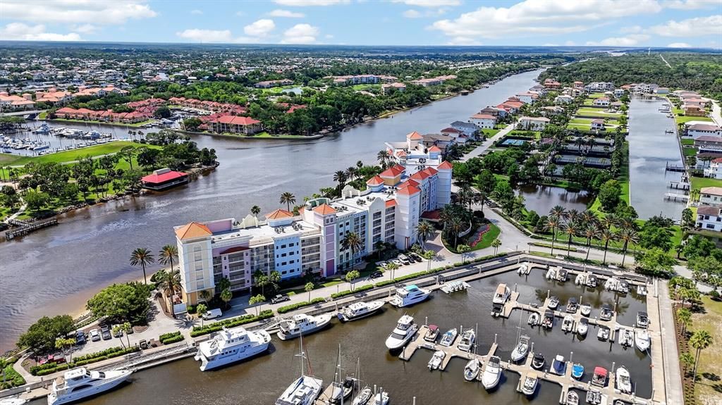 На продажу: $439,900 (2 спален, 2 ванн, 1351 Квадратных фут)