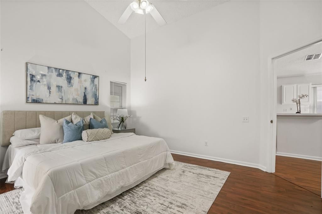 Active With Contract: $389,000 (3 beds, 2 baths, 1559 Square Feet)