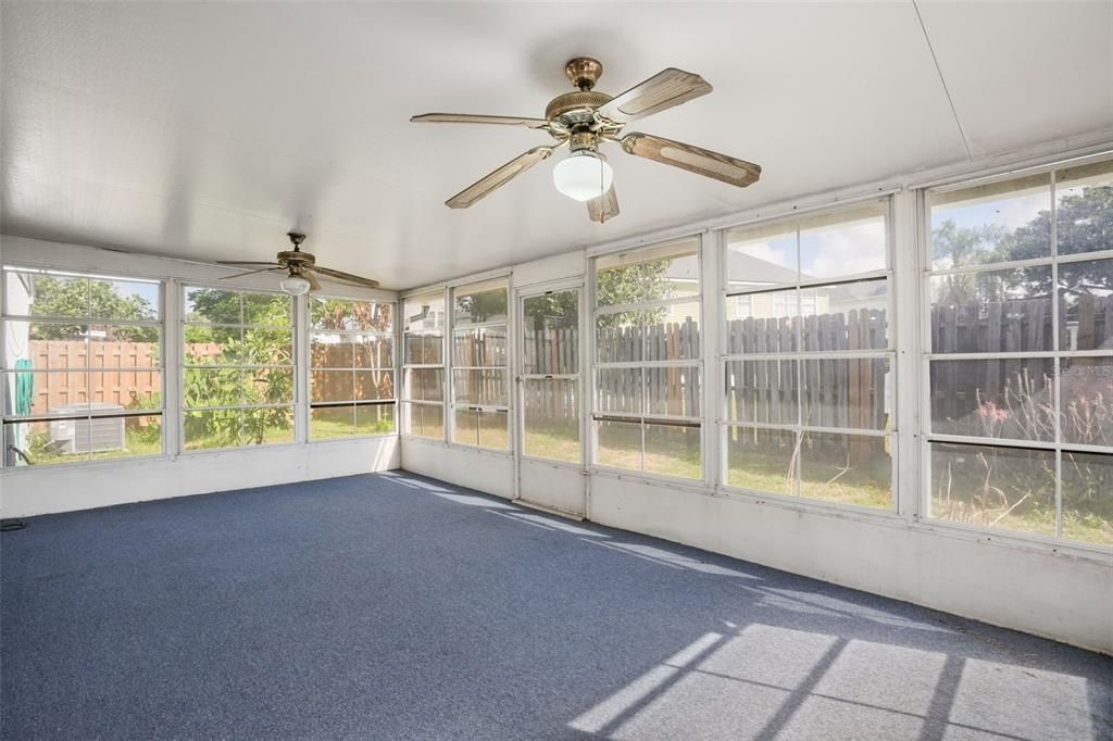 Active With Contract: $389,000 (3 beds, 2 baths, 1559 Square Feet)