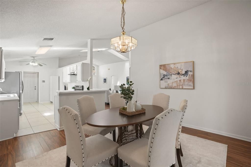 Active With Contract: $389,000 (3 beds, 2 baths, 1559 Square Feet)