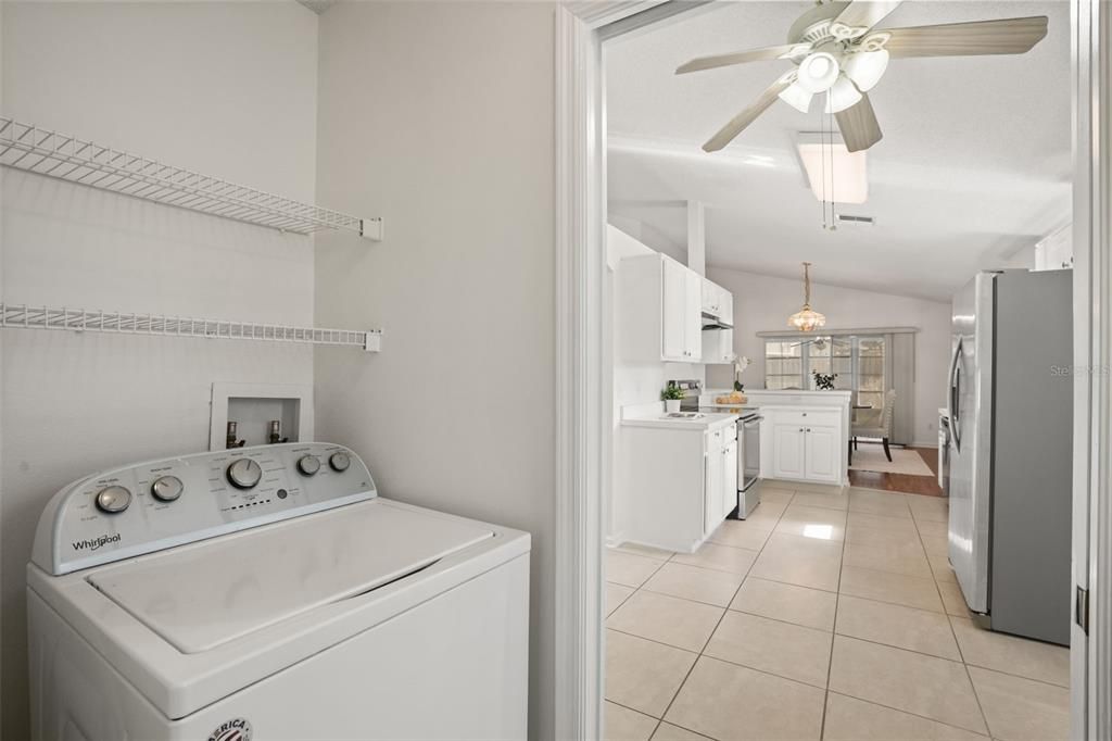 Active With Contract: $389,000 (3 beds, 2 baths, 1559 Square Feet)