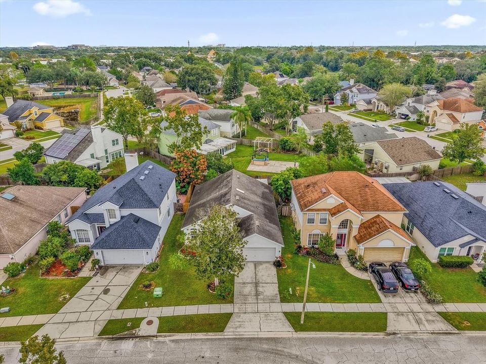 Active With Contract: $389,000 (3 beds, 2 baths, 1559 Square Feet)