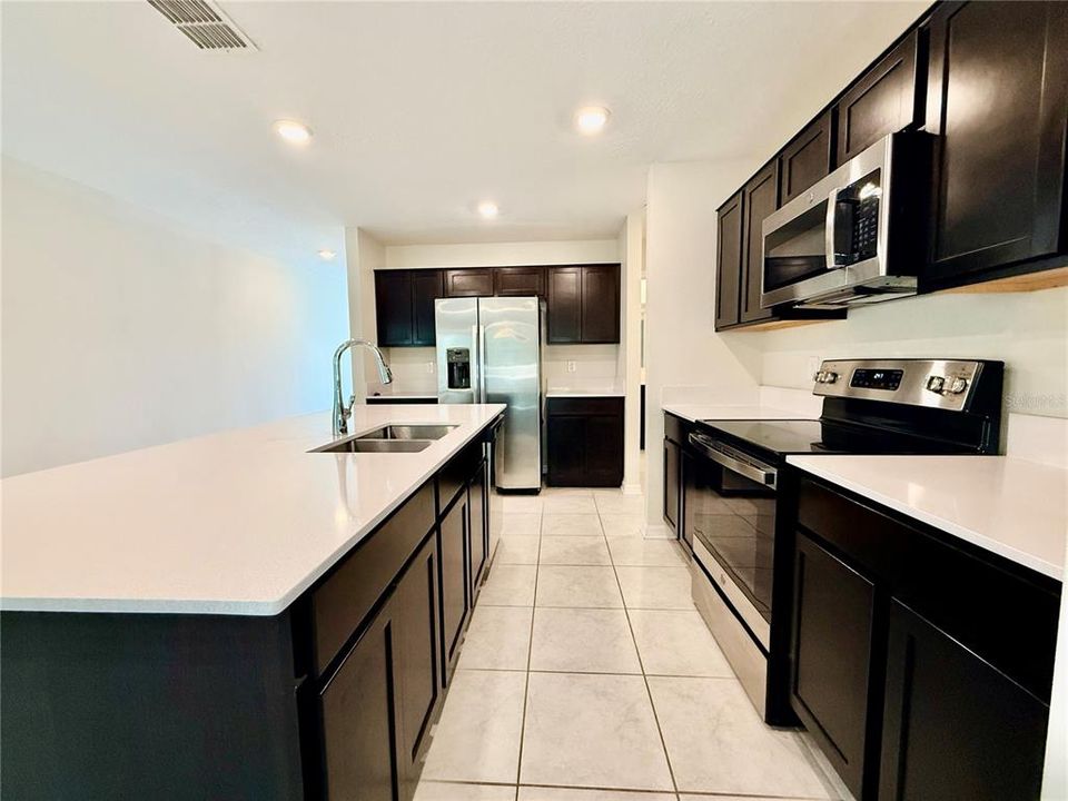 En Renta: $2,200 (3 camas, 2 baños, 1432 Pies cuadrados)
