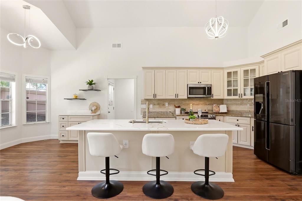 For Sale: $624,900 (5 beds, 3 baths, 2964 Square Feet)