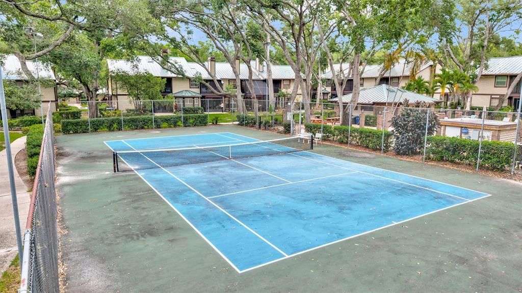 For Sale: $358,000 (3 beds, 2 baths, 1930 Square Feet)