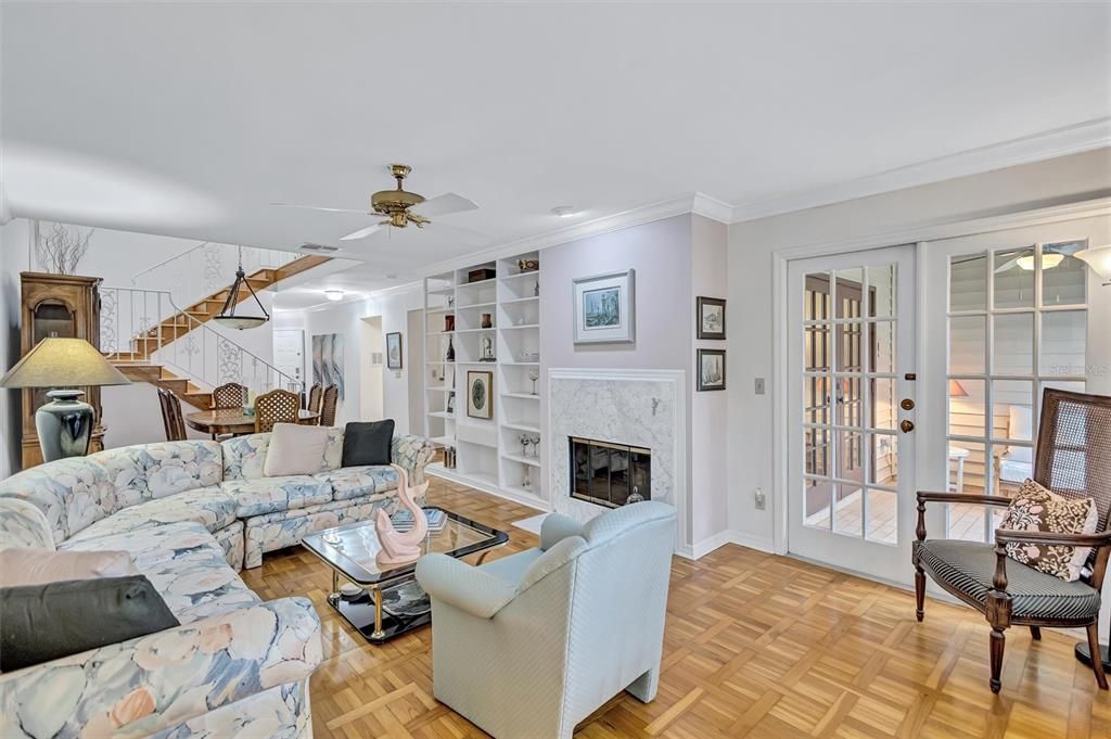 For Sale: $358,000 (3 beds, 2 baths, 1930 Square Feet)