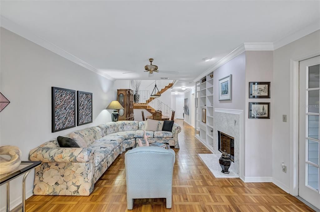 For Sale: $358,000 (3 beds, 2 baths, 1930 Square Feet)