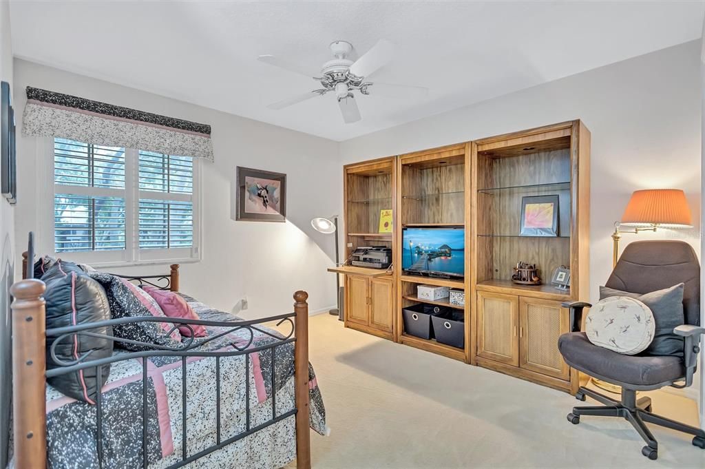 For Sale: $358,000 (3 beds, 2 baths, 1930 Square Feet)