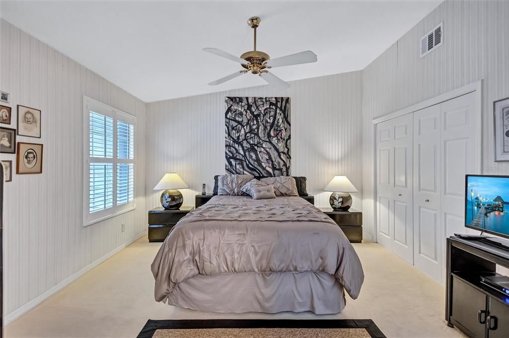 For Sale: $358,000 (3 beds, 2 baths, 1930 Square Feet)