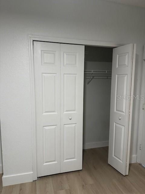 For Sale: $285,000 (2 beds, 2 baths, 1007 Square Feet)