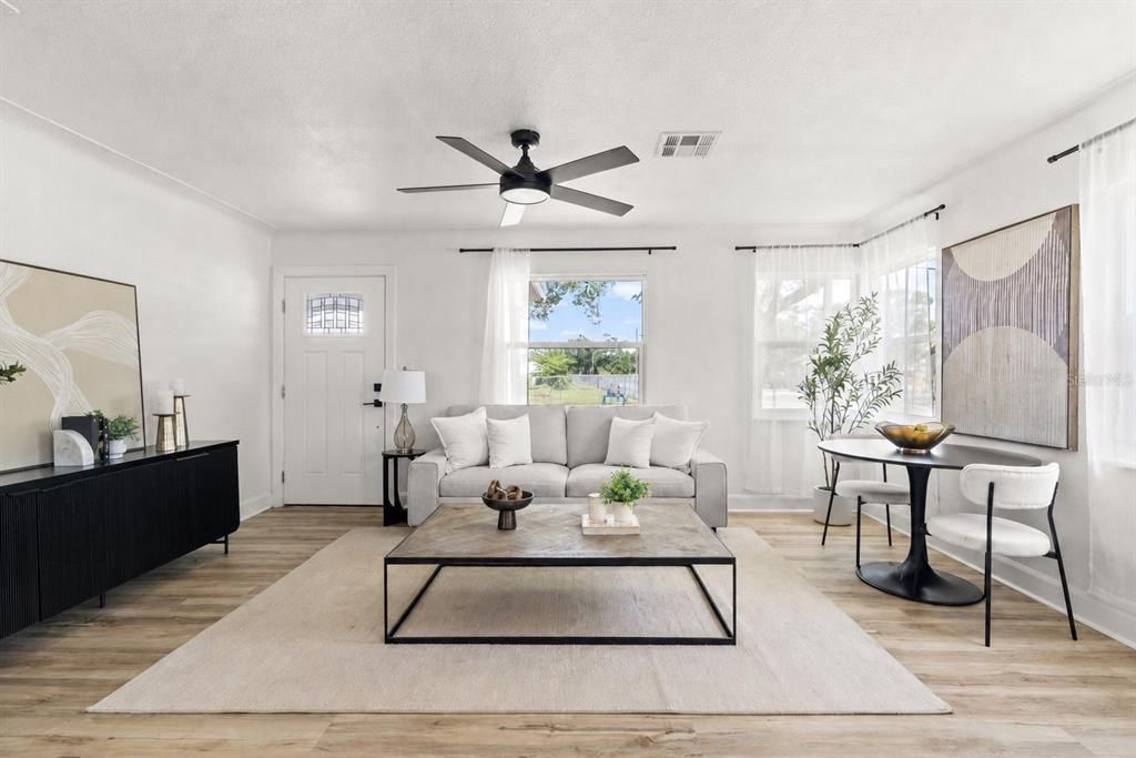 For Sale: $350,000 (3 beds, 1 baths, 1068 Square Feet)