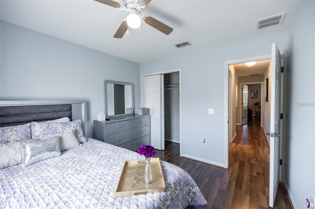 En Renta: $2,495 (3 camas, 2 baños, 1716 Pies cuadrados)