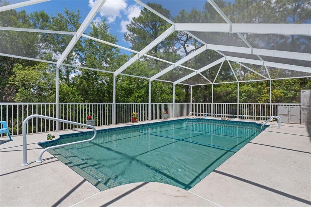 Active With Contract: $379,900 (3 beds, 2 baths, 1841 Square Feet)